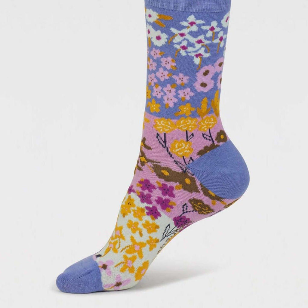 Marguerite Floral Bamboo Organic Cotton Socks - SPW901 - Light Sapphire Blue - Uneeka