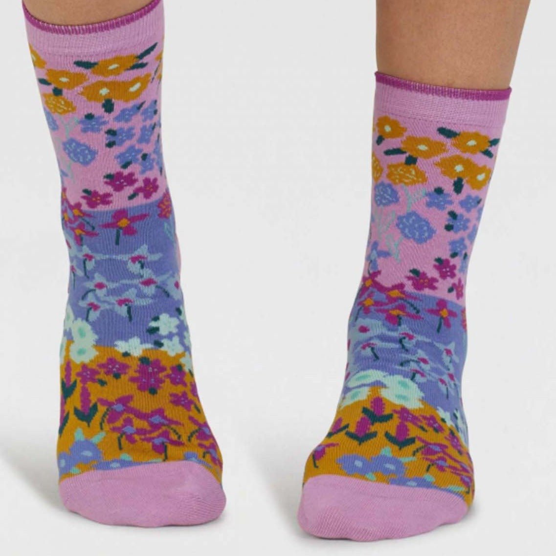 Marguerite Floral Organic Cotton Socks - SPW901 - Light Sapphire Blue - Uneeka