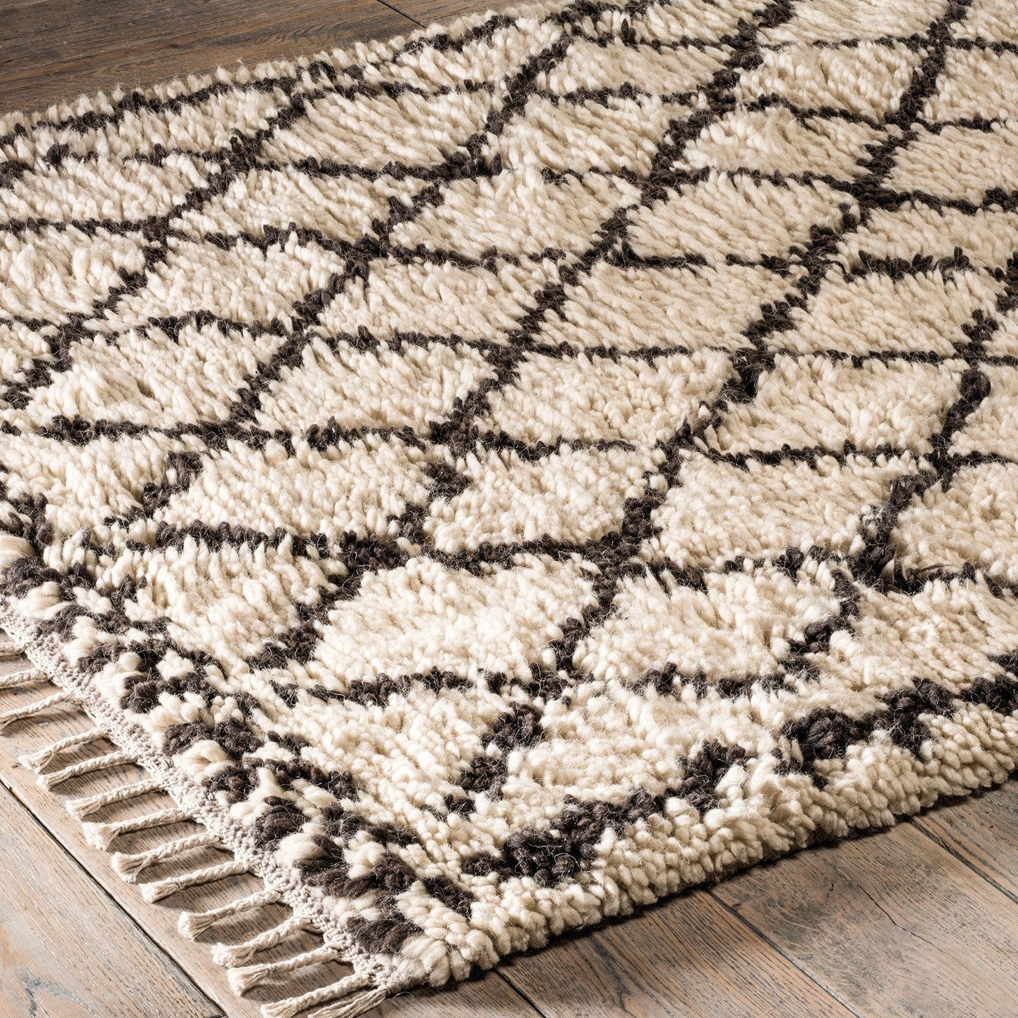 Marrek Hand Woven Shaggy Rug - R6757 - Uneeka