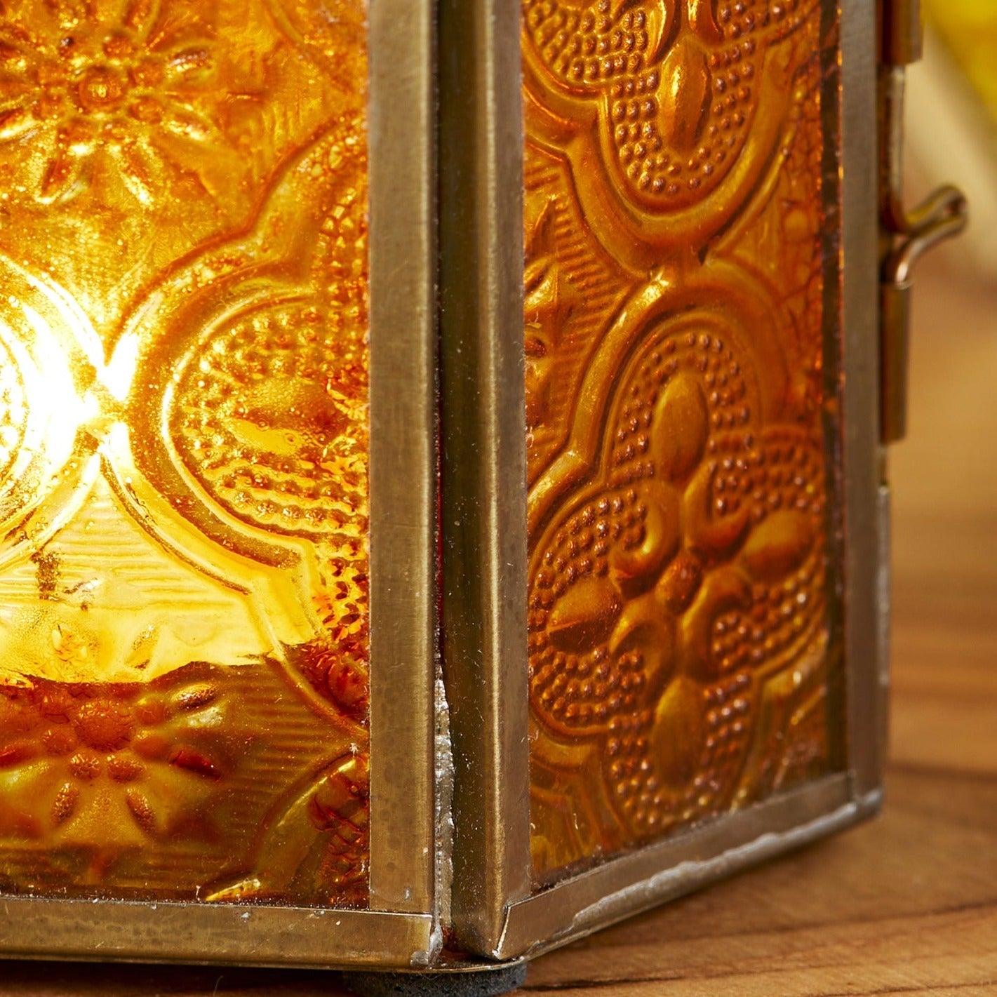 Mini Hexagon Honeycomb Bee Design Lantern - LT194 - Uneeka