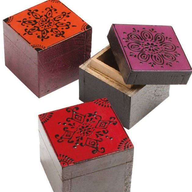 Mini Square Hand Painted Mango Wood Box - BXS185 - Uneeka