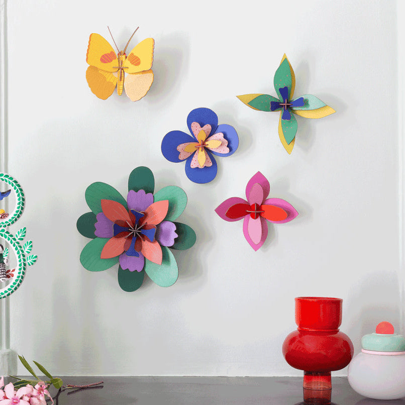Pistachio Flower Cardboard Model - FLOW15 - Uneeka