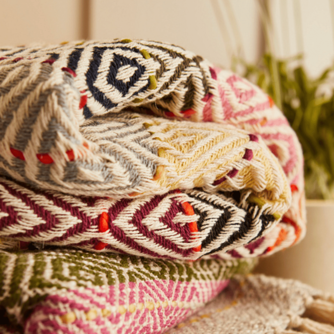 Multi Diamond Handloom Cotton Throw - B101 - Uneeka