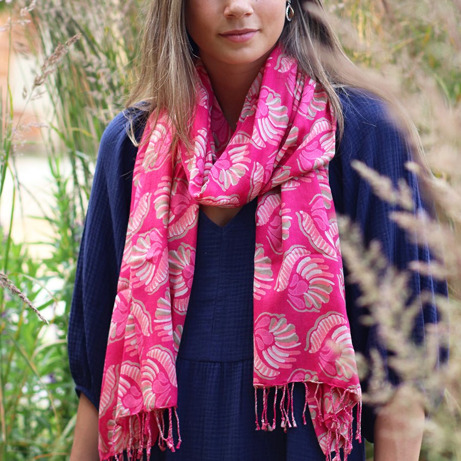 Pink Shell Print Scarf With Fringe Trim - 52909 - Uneeka