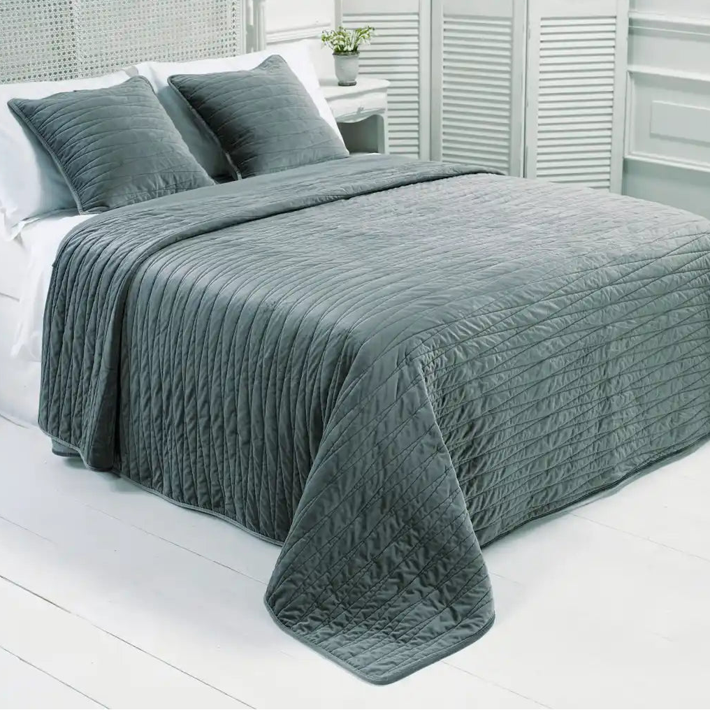 Slate Grey Large Empress Bed Throw - EMPQG - Uneeka