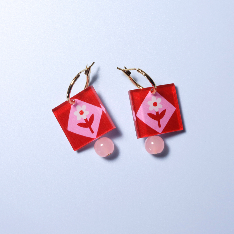 Red Square Flower Charm Gold Hoop Earrings - NLO-SHR - Uneeka