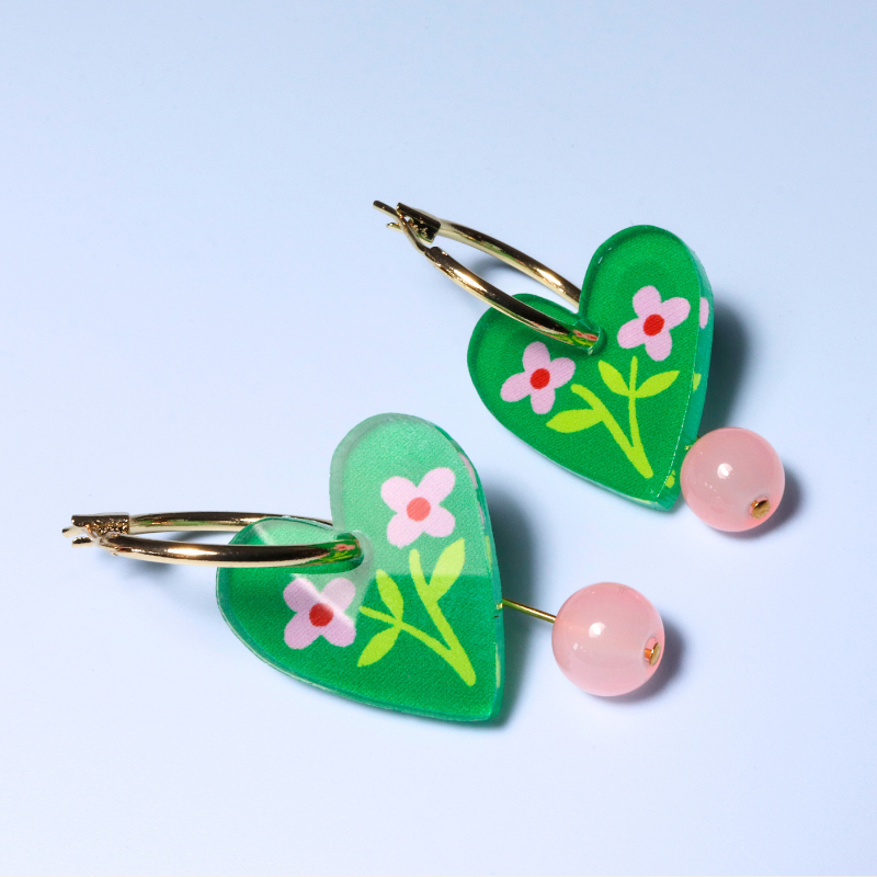 Green Heart Flower Charm Gold Hoop Earrings With Drop Bead - NLO-HHG - Uneeka