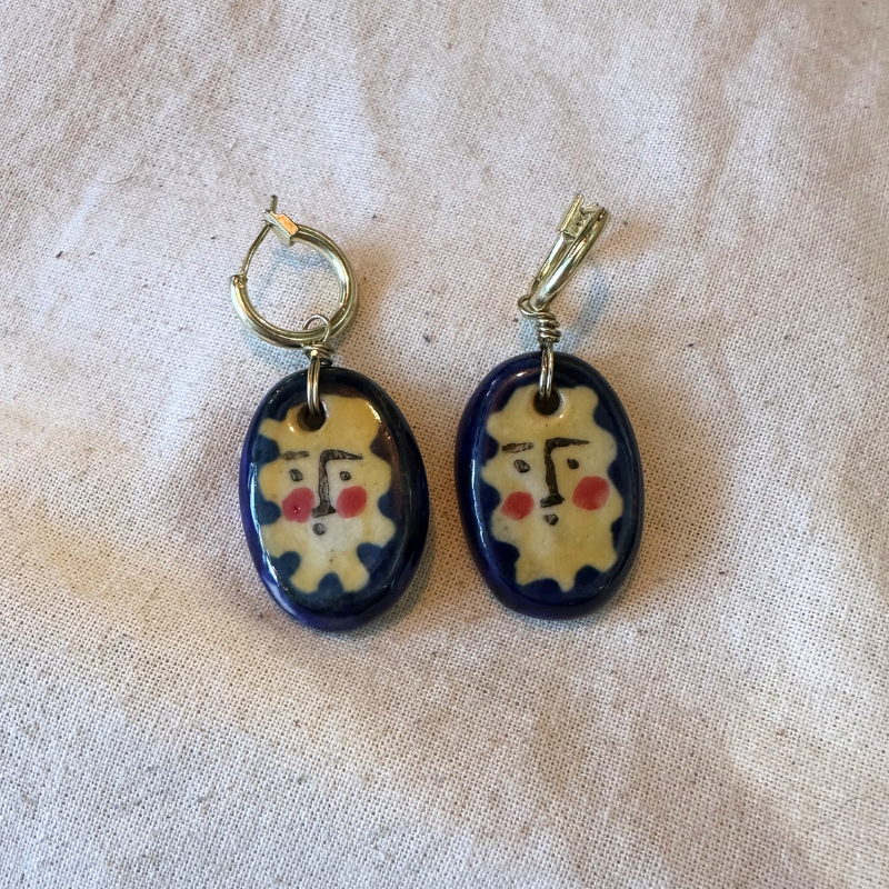 Ceramic Sun Token Oval Earrings - TARTIJ37540 - Uneeka
