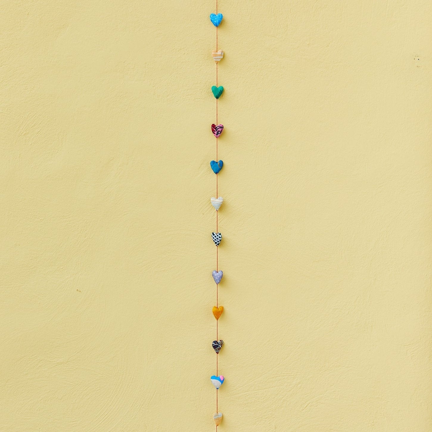 Recycled Sari Hanging Mini Hearts Garland - STRING125 - Uneeka