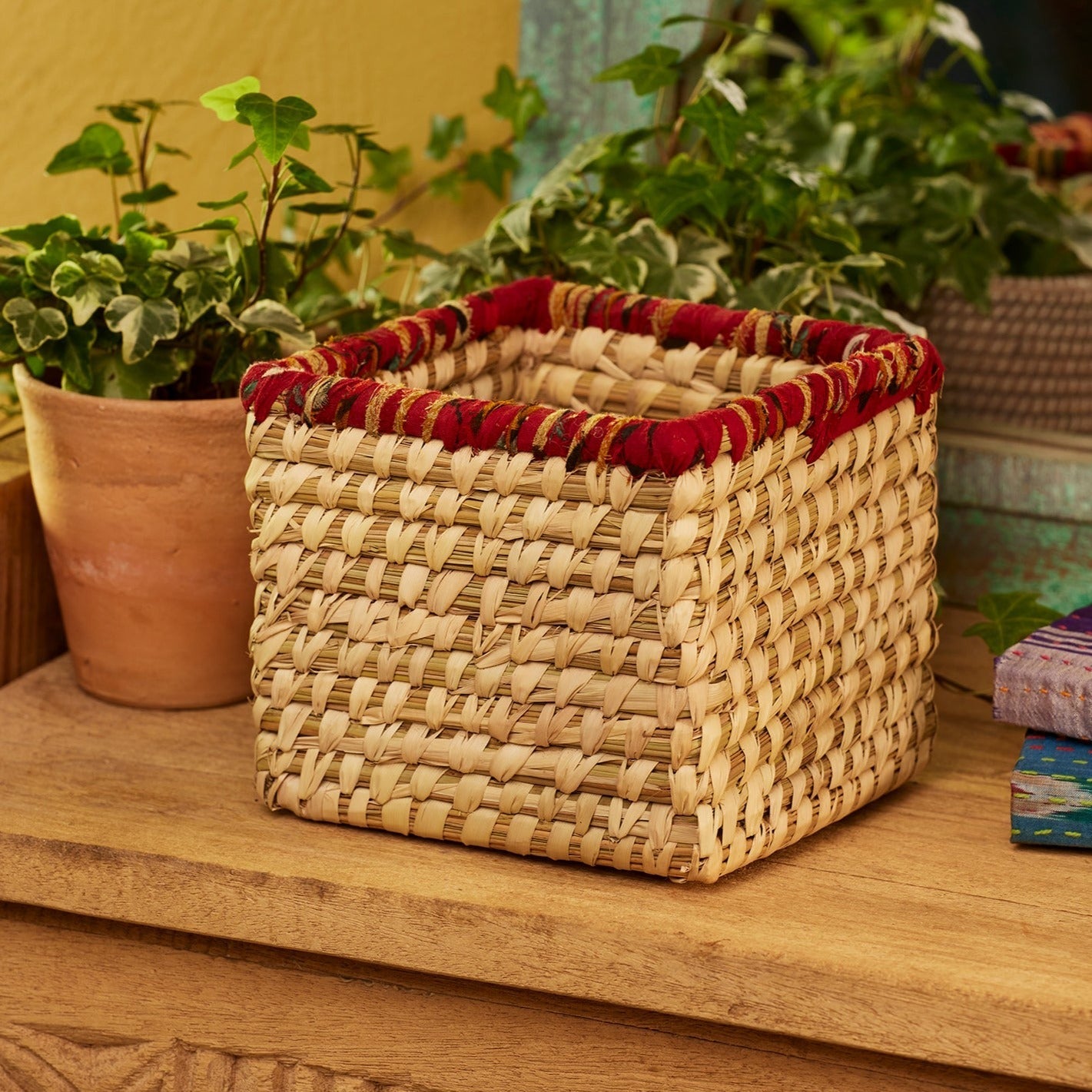 Recycled Sari & Seagrass Square Basket - BSK50 - MEDIUM - Uneeka