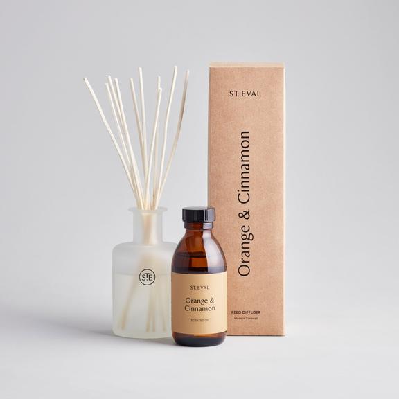 Reed Diffuser Orange & Cinnamon - F01051 - Uneeka