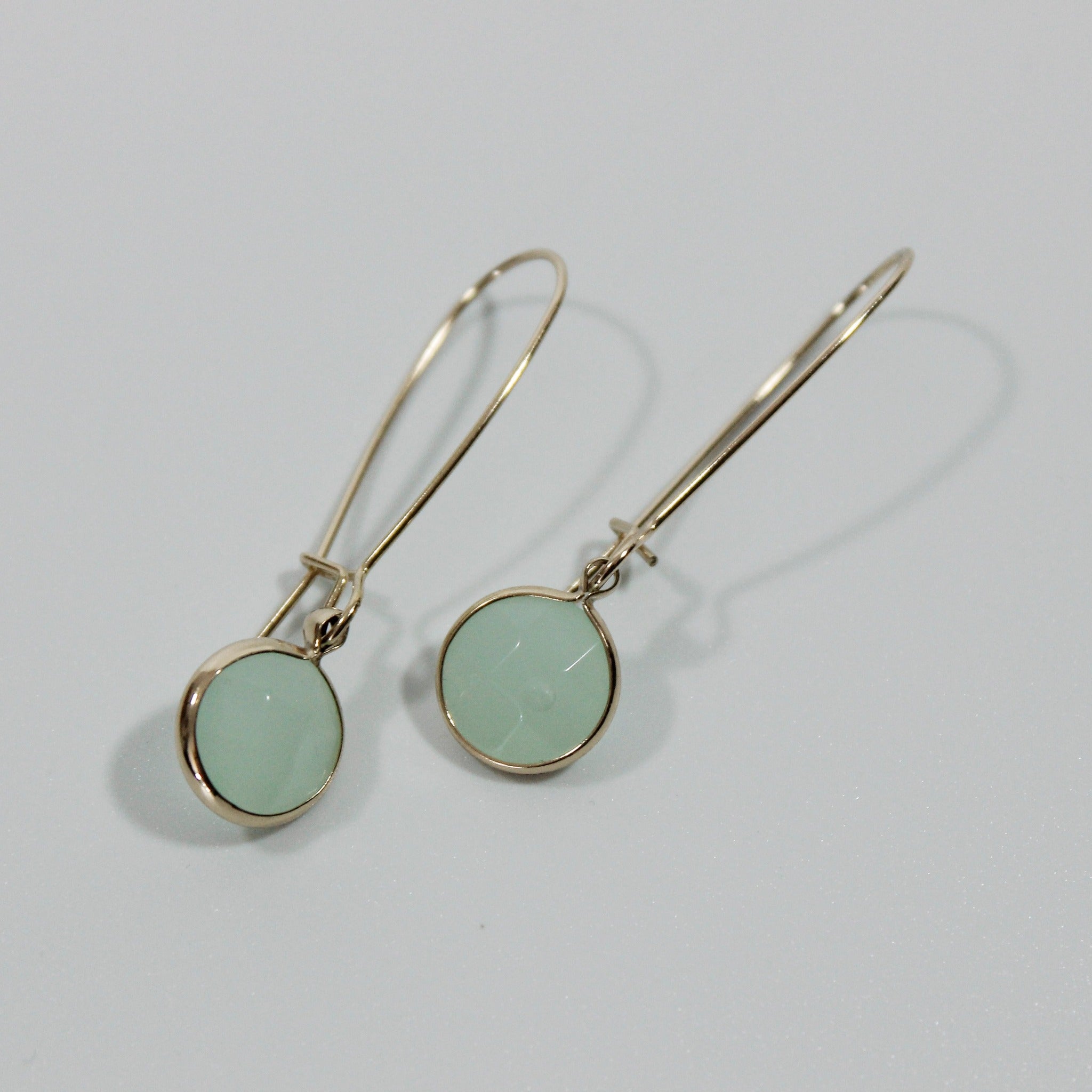 Round Semi Stone with Hoop Earrings in Gold - CE - 16413 G CAL - Uneeka