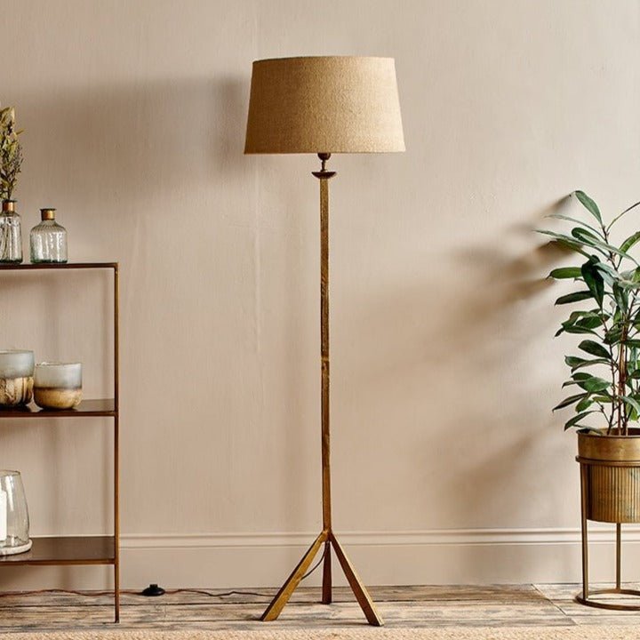 Sahhil Metal Tripod Floor Lamp - SL1101 - Uneeka