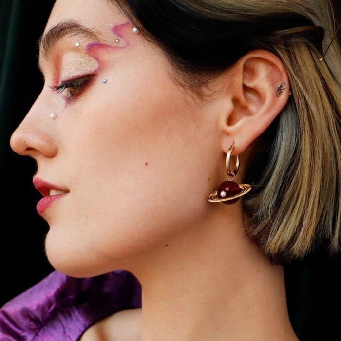 Saturn Gold Hoops - R1101H - Uneeka