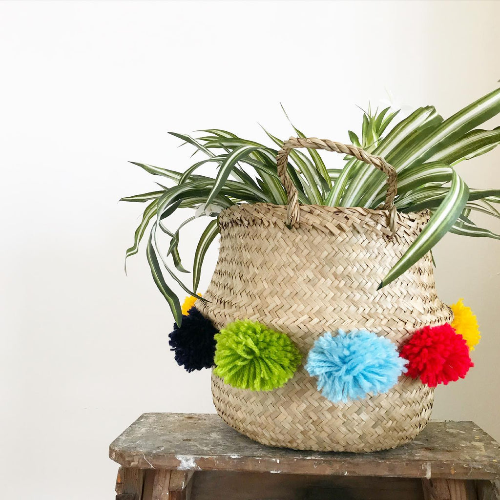 Seagrass Basket With Multi Colour Pom Poms - bsk30 - Uneeka