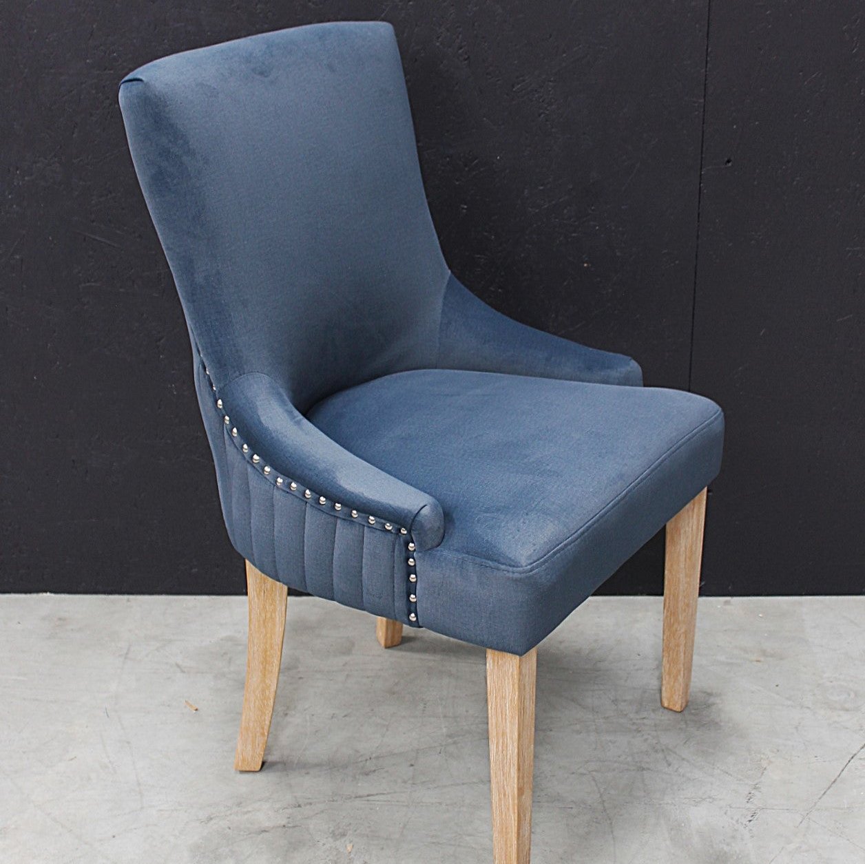 Silas Velvet Dining Chair - VLA305 - Uneeka