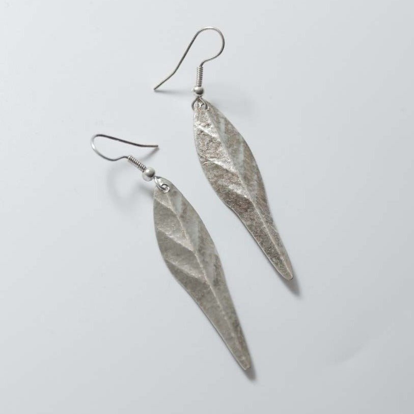 Silver Plate Shaped Leaf Earrings - JEMS25 - Uneeka