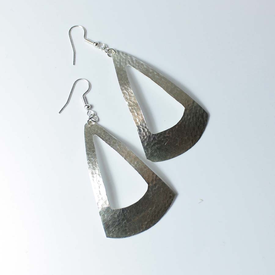 Silver Plated Cut Out Triangle Earrings - JEMS16 - Uneeka