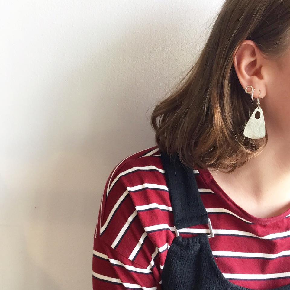 Silver Plated Rounded Triangle & Hole Earrings - JEMS66 - Uneeka