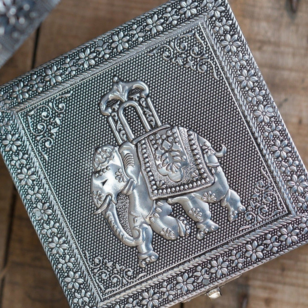 Silver Square Elephant Jewellery Box - BX278 - Uneeka