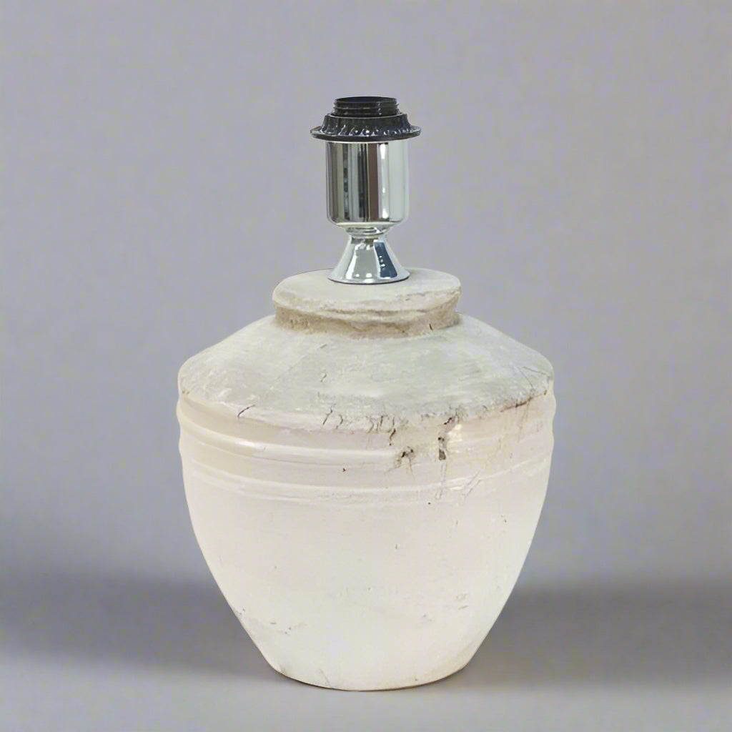 Small Antique White Ceramic Lamp Base - 7502873 - Uneeka