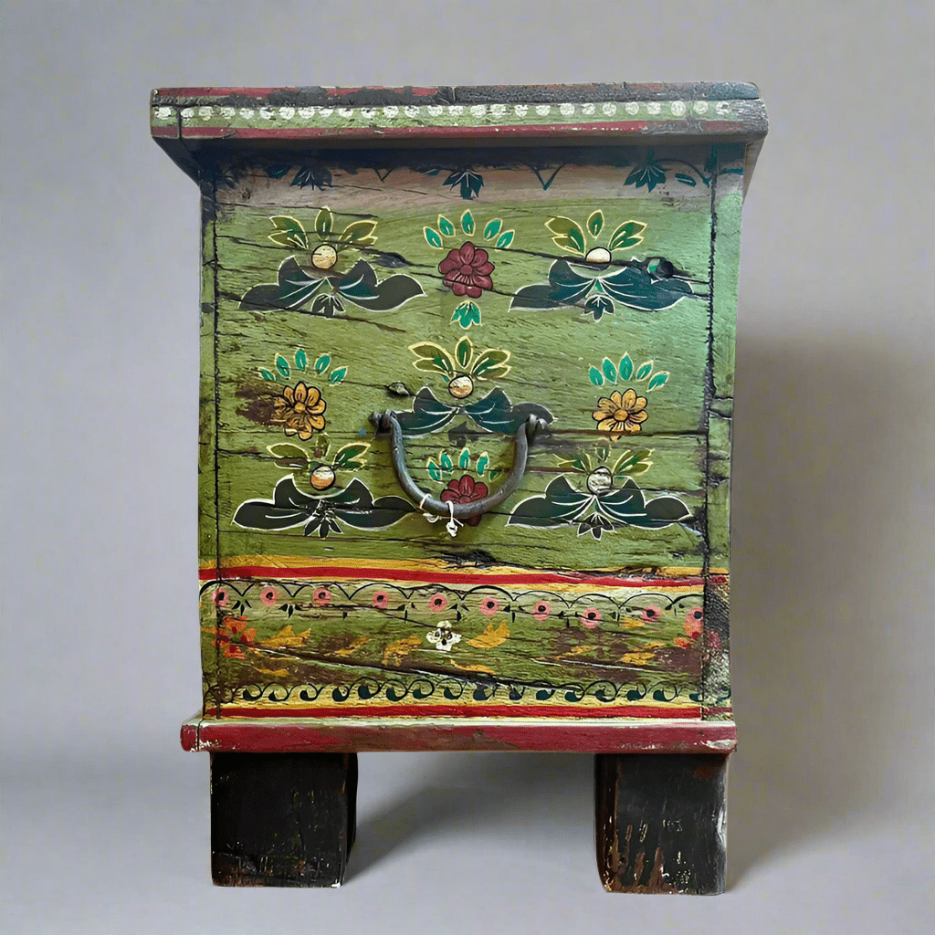 Small Old Indian Wooden Trunk With Metal Detail - painted chest 325 - Uneeka