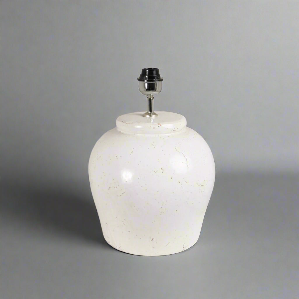 Small Round White Ceramic Lamp Base - 7502426 - Uneeka