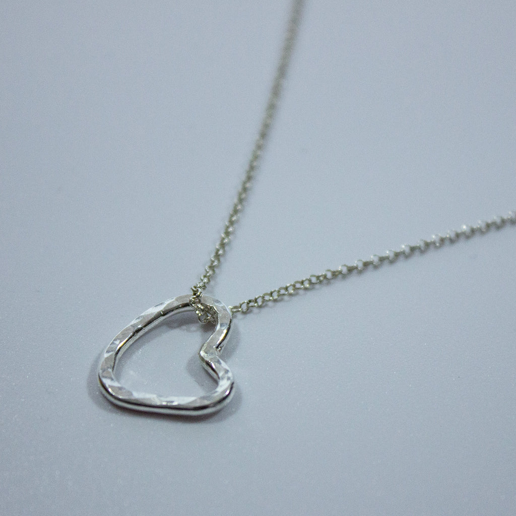 Sterling Silver Heart Outline Pendant Necklace - Uneeka