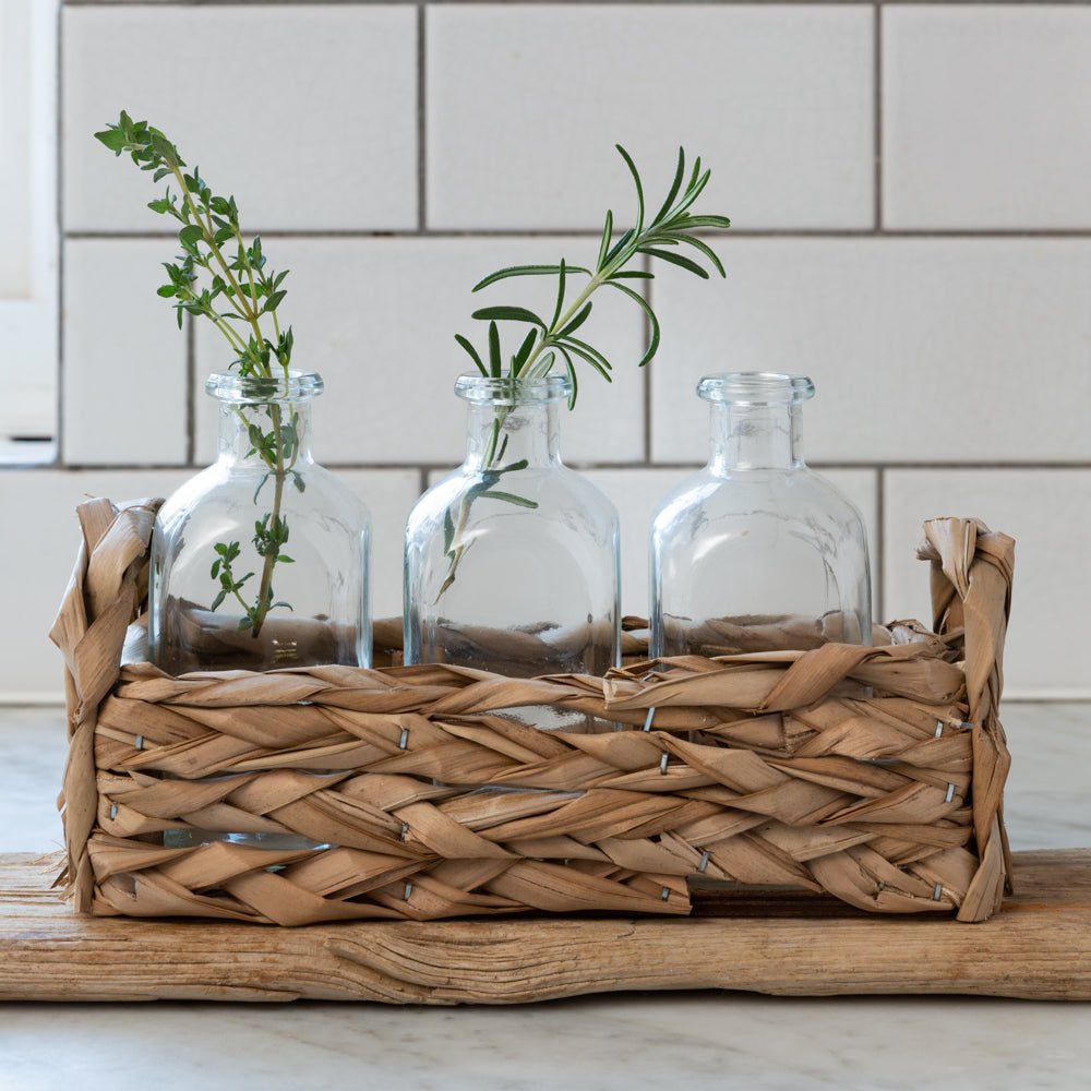 Straw Basket With 3 Glass Bottles - LIN21764 - Uneeka