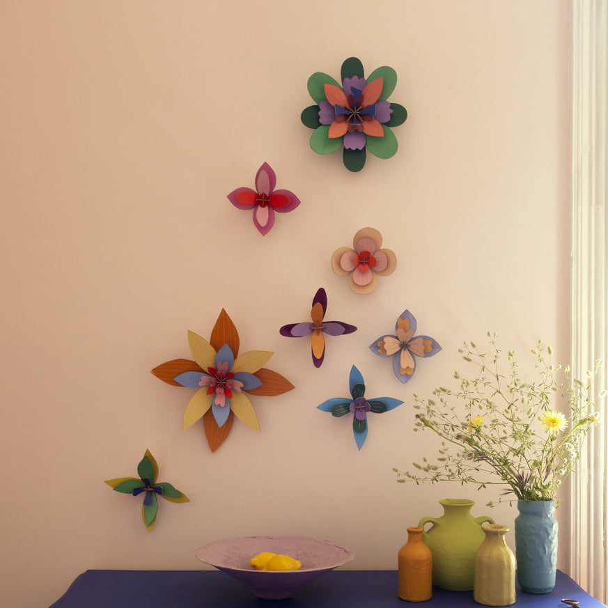 Apricot Flower Cardboard Model - FLOW16 - Uneeka