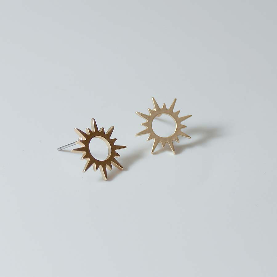 Sun Shape Small Stud Earrings - CE - 2268 - MG - Uneeka