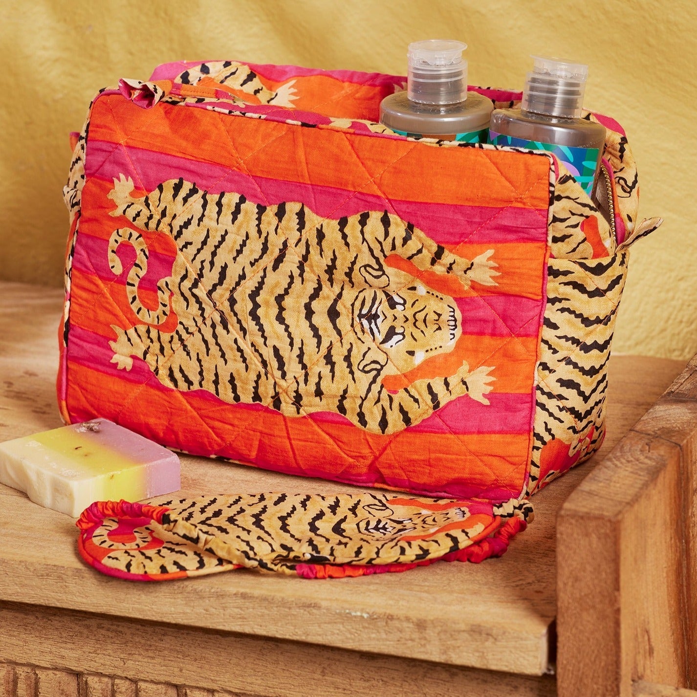 Tiger Print & Stripe Wash Bag - WBAG3 - Uneeka