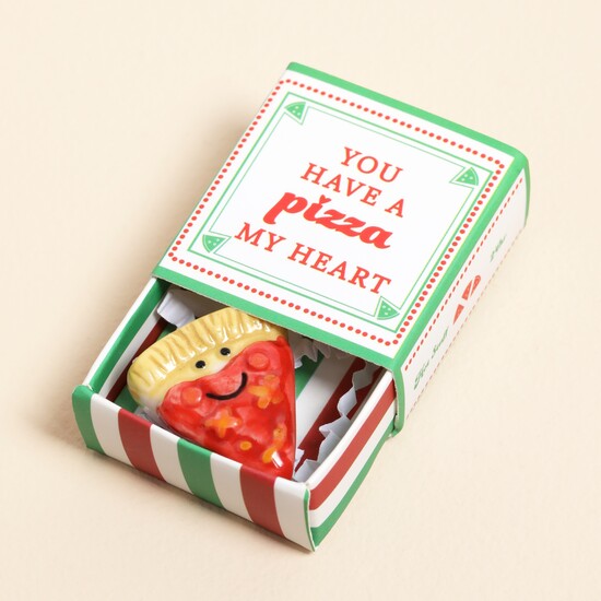 Tiny Matchbox Ceramic Pizza Token - 79488 - Uneeka