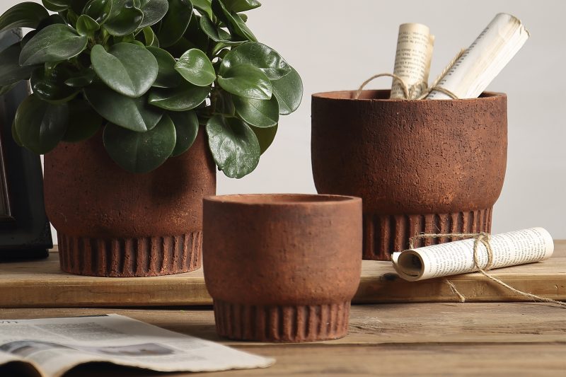 Atijo Rustic Terracotta Indoor Plant Pot