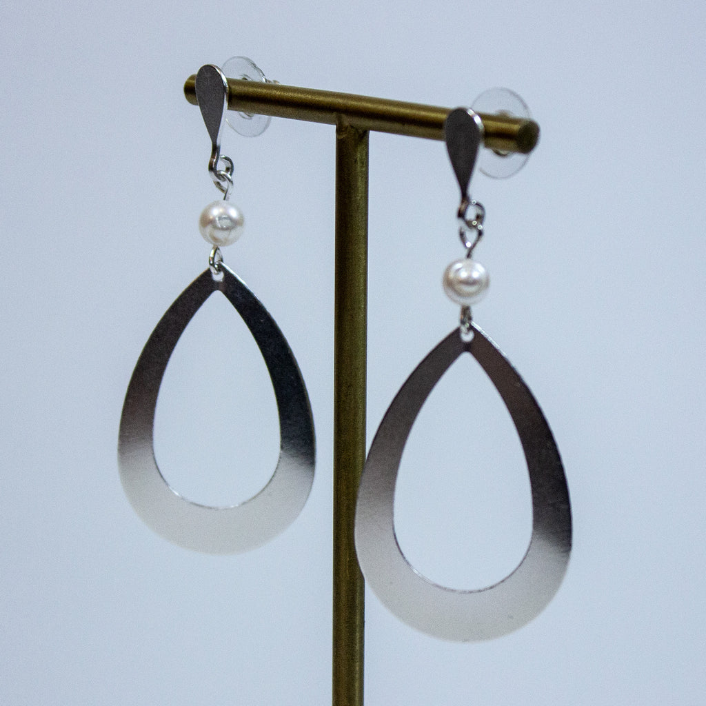 Silver Large Drop Shape Earrings with Natural Pearl