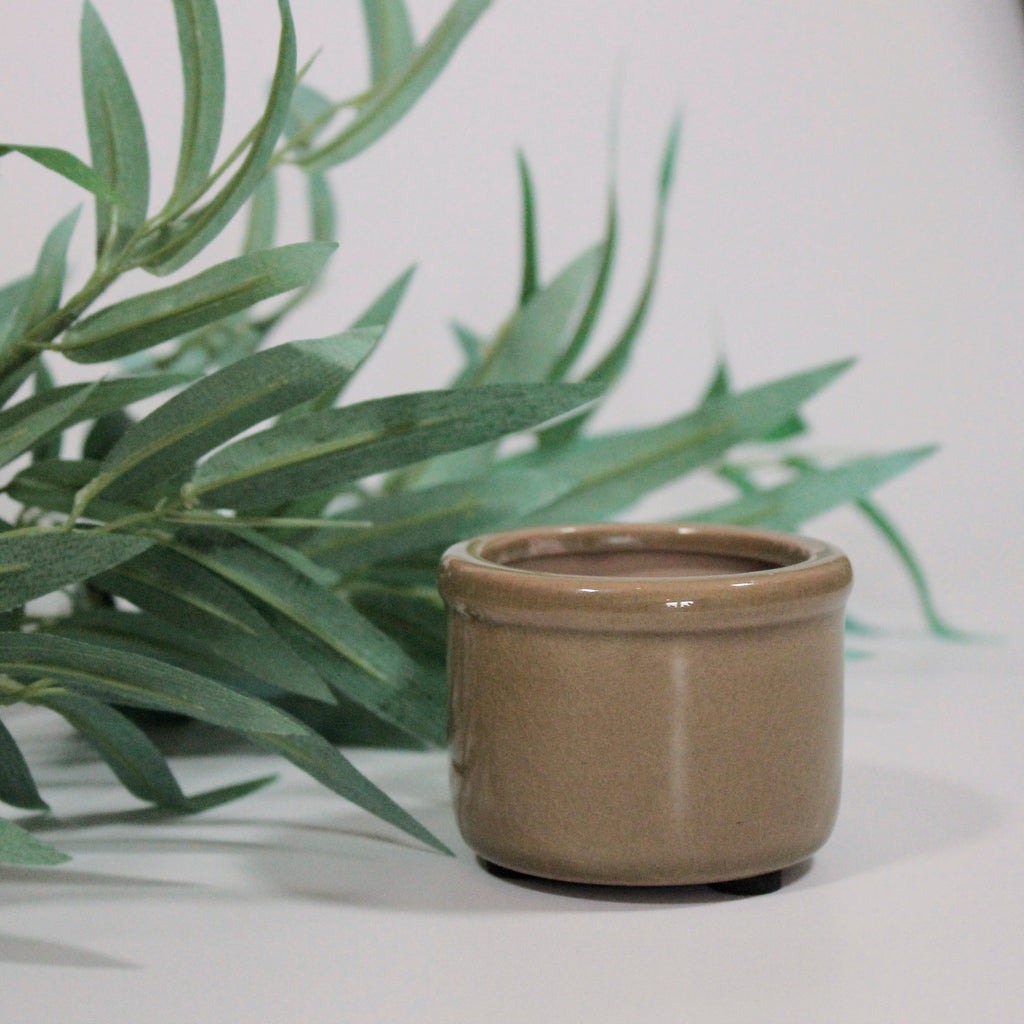 Clay Hilda Mini Pot with Crackled Surface